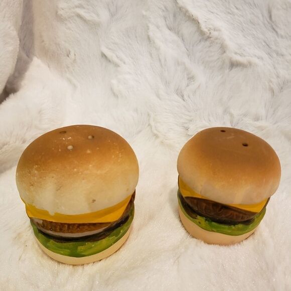 Salt & Pepper Shakers - Picture 4 of 8